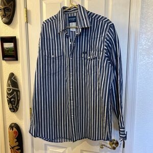 Wrangler Navy and White Striped Casual Shirt new